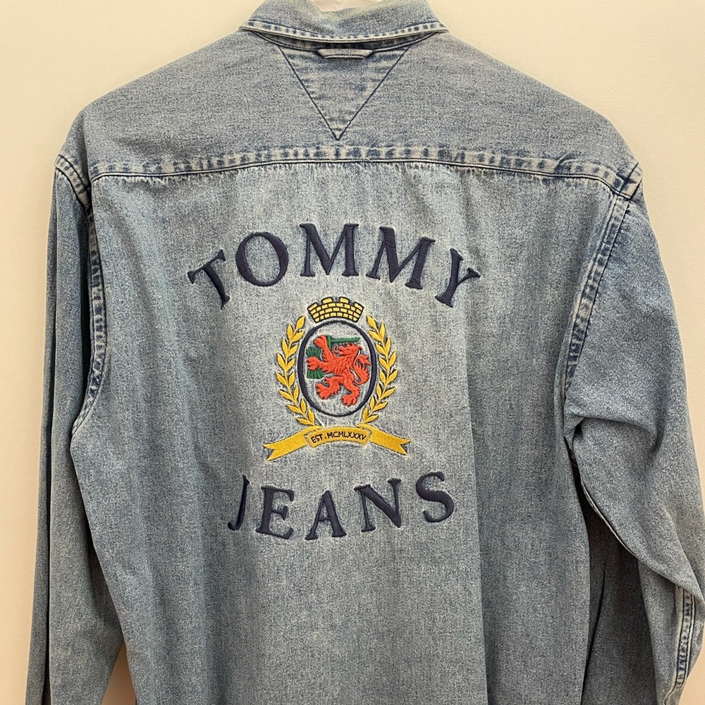 VTG Vintage Medium Tommy Hilfiger button down